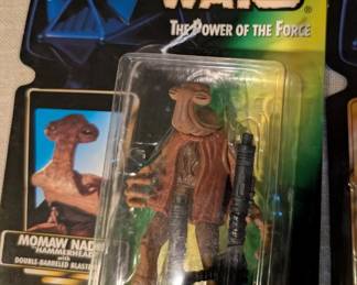STAR WARS FIGURINES