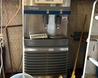 Scotsman Symphony Ice Machine