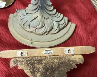 Syroco Decorative Wall Bracket set