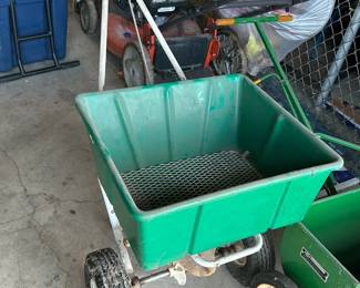Handheld Push Broadcast Spreader