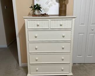 Chest of drawers (1 of 2)