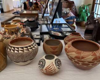 Great American Indian Navajo pottery collection