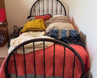 Fantastic iron twin bed