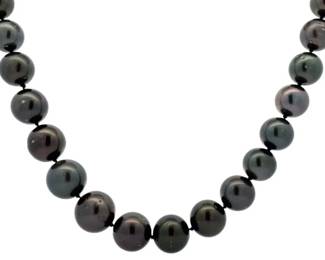 Natural Tahitian Pearl Necklace in 14K White Gold