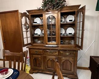 Thomasville China cabinet 