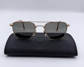 Lot #174 American Optical AO Original Pilot Sunglasses – Gold Aviator Frames with Case – Military Style Eyewear