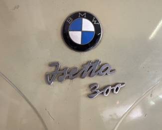 Lot #32 1958 BMW Isetta 300 Microcar – Rare BMW Bubble Car Restoration Project with Parts & Documentation - Clean Title