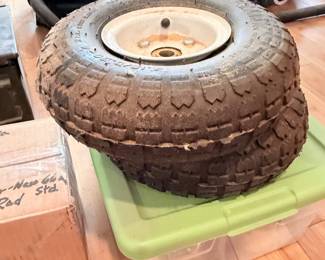 Lot #320 Large Lambretta Scooter Restoration Parts Collection – GP200 Engine Parts, Piston Kit, Crankshaft, Vintage Project Part