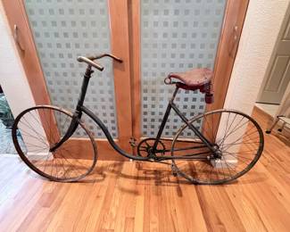 Antique Victor Safety Bicycle c. 1895–1910 – Original Victor Head Badge – Serial No. 2298 – Early Roadster Bicycl
