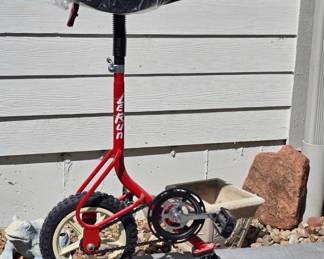 Lot #99 Rare Vintage Lerun Industries Riding Unicycle Trainer – Pedal-Powered Balance Cycle – Made in Malaysia