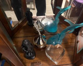 Crystal dolphins