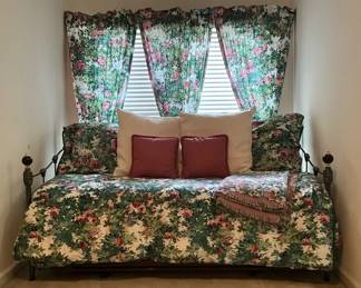 Trundle Day Bed
