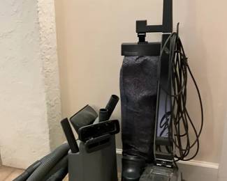 Kirby G4 Vacuum Cleaner