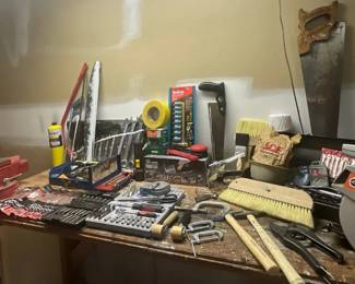 Hand Tool Center