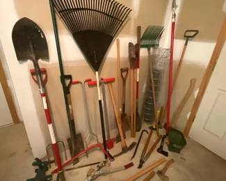 Yard Tool Corner