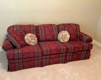 Pull Out Sofa ft. Lane