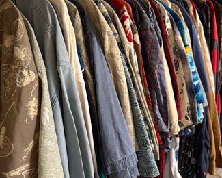 Men’s size XL, some VINTAGE!!