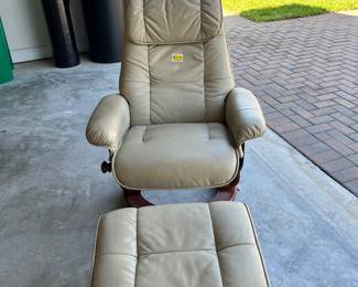 Stressless Knock Off - very comfortable