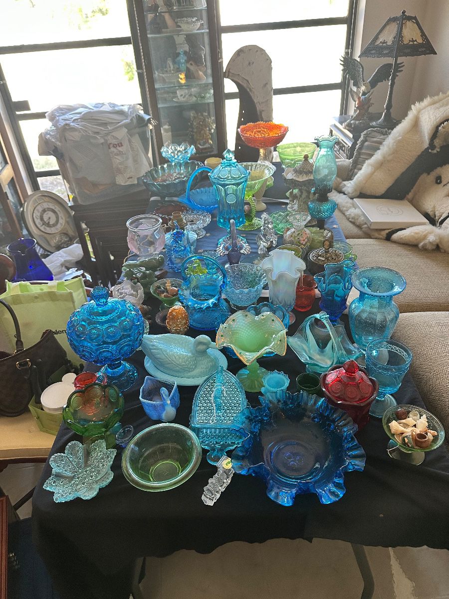 Very large selection Fenton, uranium glass and carnival glass!!!