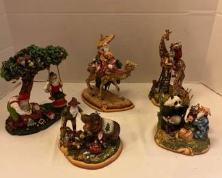 Santas World Travels Collection