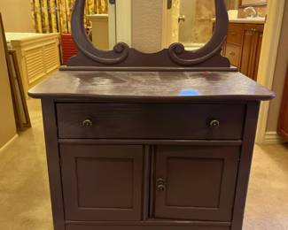 Vanity Dresser