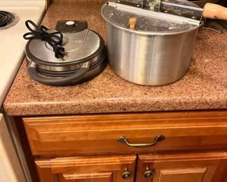 Waffle Maker And Popcorn Maker