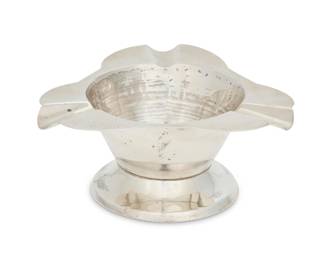 261 A Héctor Aguilar sterling silver ashtray Héctor Aguilar (1905-1986, Mexican) Circa 1940-1945; Taxco, Mexico Impressed to underside: TAXCO / HA [conjoined] / 925 2" H x 4.75" W x 4.5" D 3.8 oz. troy approximately Estimate: $400 - $600