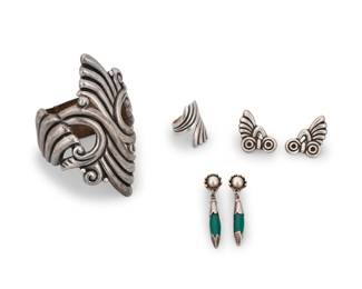 282 An assembled suite of Mexican silver jewelry Mid/late 20th century Each variously marked for maker, Mexico, and for sterling: E.D.P. Taxco / JSE / A. Cazares / YM Four works in sterling silver comprising a hinged clapper wrap cuff bracelet, with a similar style wrap ring and two pairs of earrings, one pair with set green stone dangles 6 pieces Bracelet: 6" inner C x 3.75" H; Earrings: 2" H & 1.25" H; Ring size: 7, 1.125" H 86.7 grams gross Estimate: $300 - $500