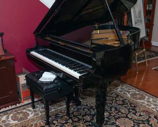 Yamaha Conservatory from early 70's, excellent