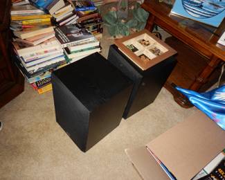 KLM Speakers