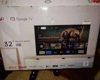 32 Inch TV
