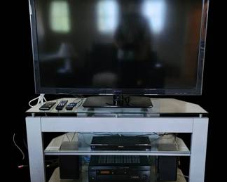 Premium Home Theater Setup Sony KDL52XBR9, Panasonic DMPBDT220  Yamaha Receiver