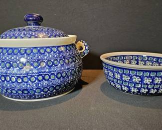 Bolesawiec Polish Pottery Lidded Soup Tureen  Matching Serving Bowl Set