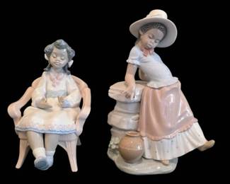 Retired Lladr Black Legacy Figurines  A Step In Time  Sitting Pretty