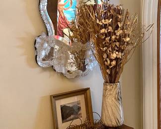 The Venetian mirror is sold.