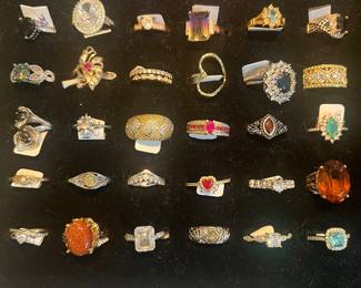 Pretty ladies Jewelry