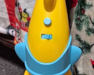 Bluey vacuum cleaner