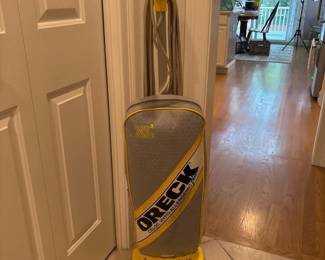 025 oreckxl2uprightvacuumcleaner