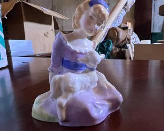408 vintageroyaldoultonfigurinetitledma