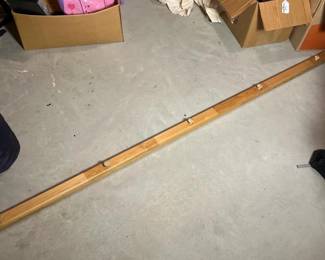 309 wallmountedwoodenquiltrack