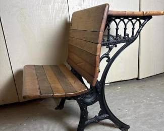 062 antiqueburlingtonsicocastironwood