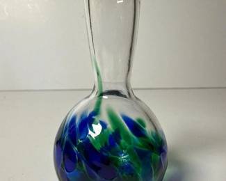 385 miniatureglassbudvase
