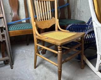 066 pressedbackoaksidechairneedsrepair