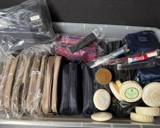 248 deltaonetumiamenitykitcollection