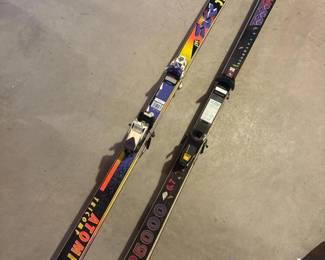 071 atomictricompalpineskis180cmandtyr