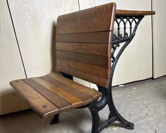 063 antiqueburlingtonsfcocastironwood