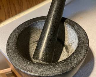 Beautiful & Heavy--Solid Marble Mortar & Pestle Set