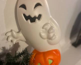 Halloween--Boo!!