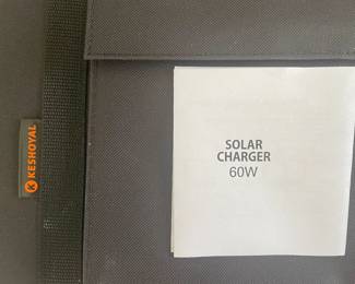 KESHOYAL 60W Solar Charger Appears Clean & Unused
