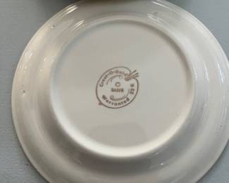 Vintage Sabin Crest O' Gold dinnerware w/22k gold rim